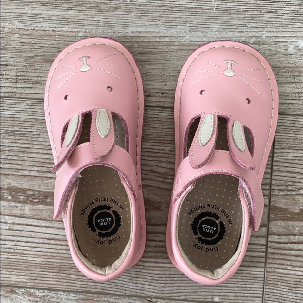 Livie and Luca Pink Bunny shoes 9T